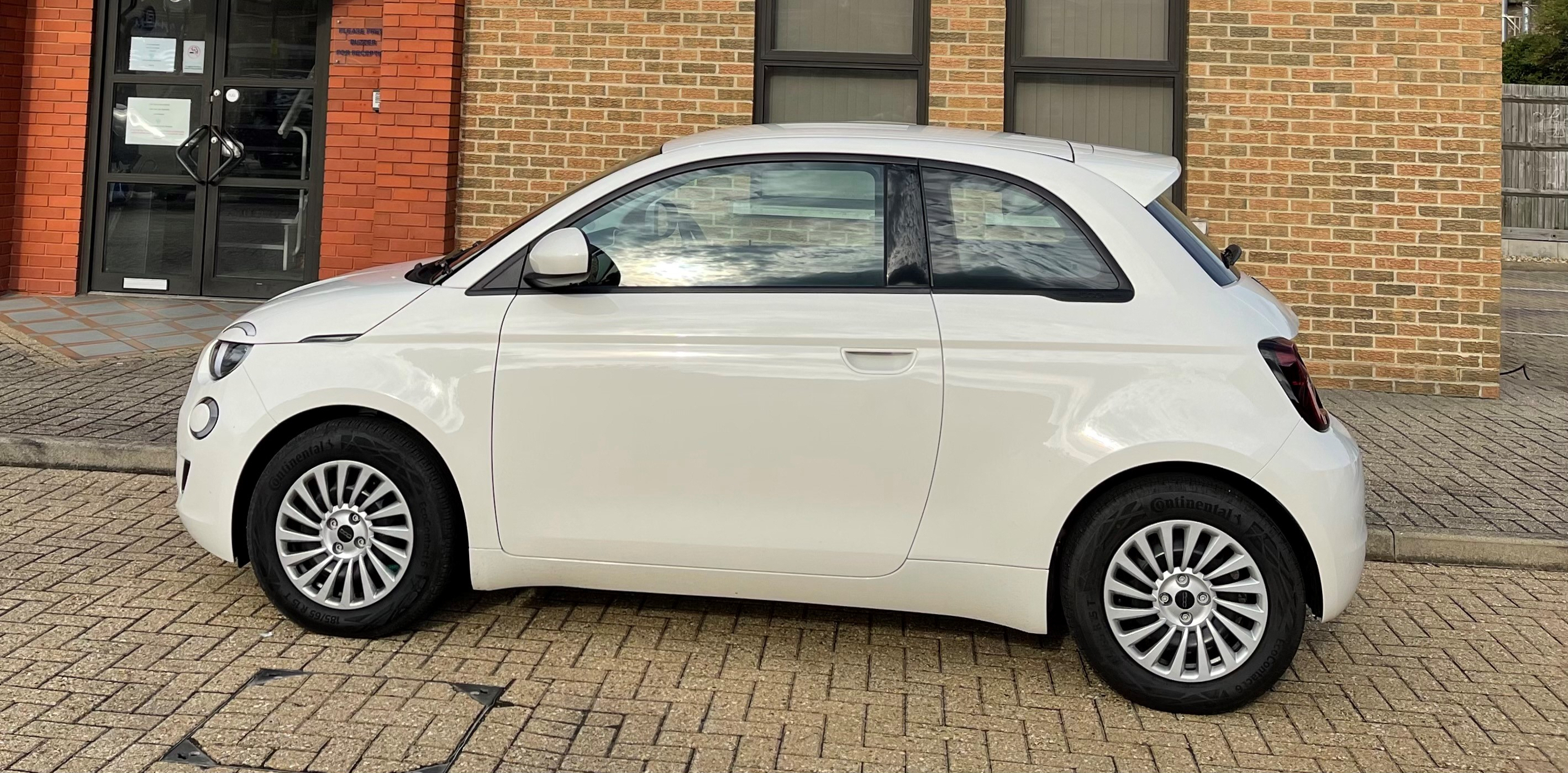 Fiat 500 review: electric city car is a real winner 2024